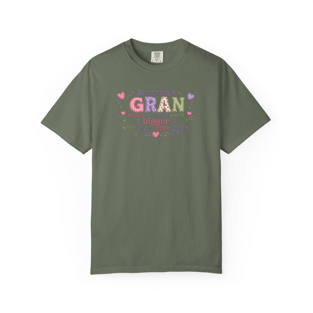 Heartfelt Gran T-Shirt - Becoming a Gran Means My Heart Grows Bigger