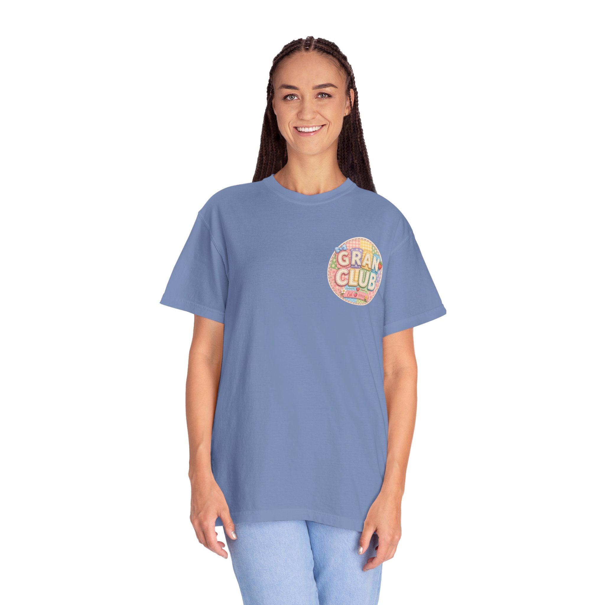 T-Shirt — "Gran Club" Retro Floral Badge Tee