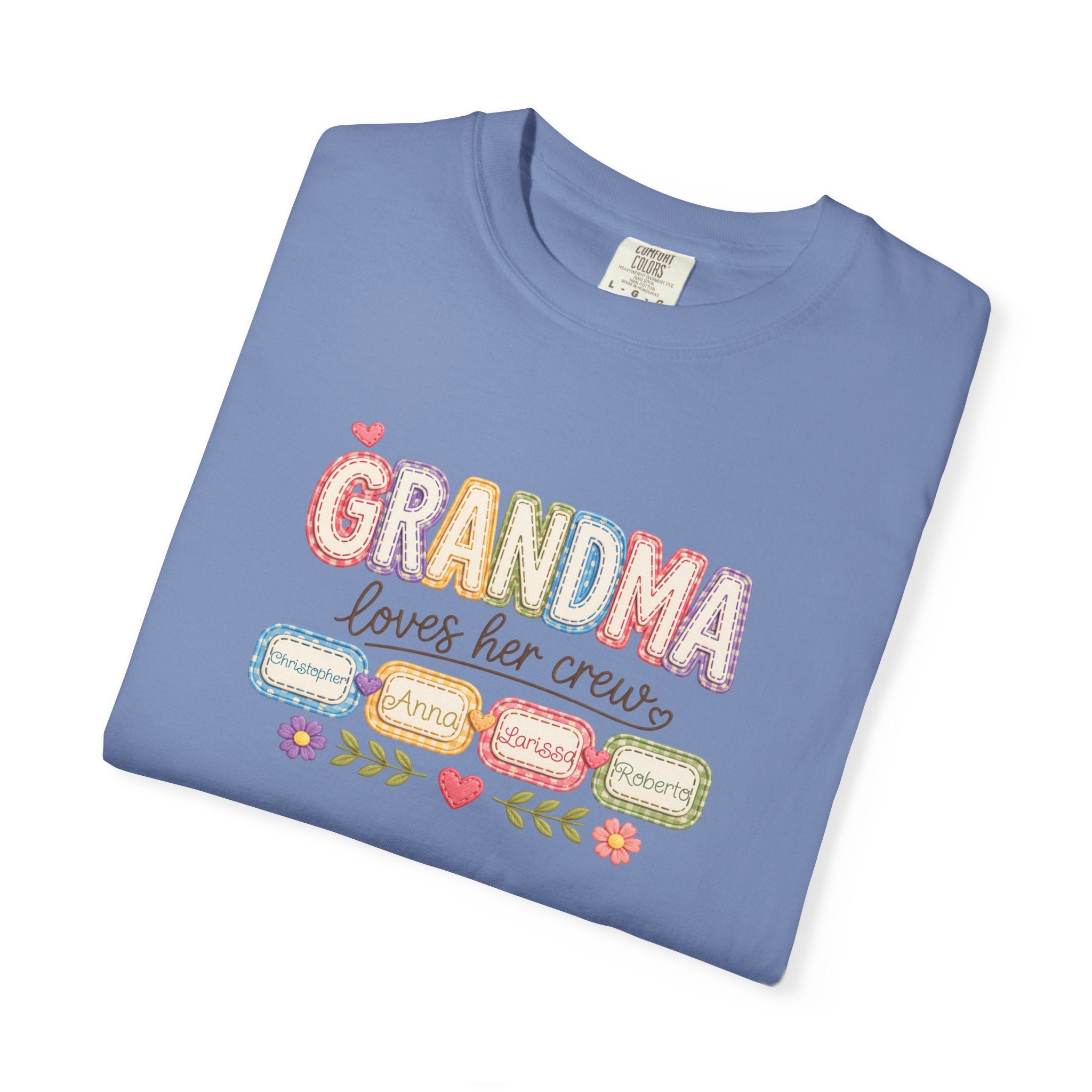 Grandma Loves Her Crew T-Shirt – Cute Pastel Grandma Family Tee