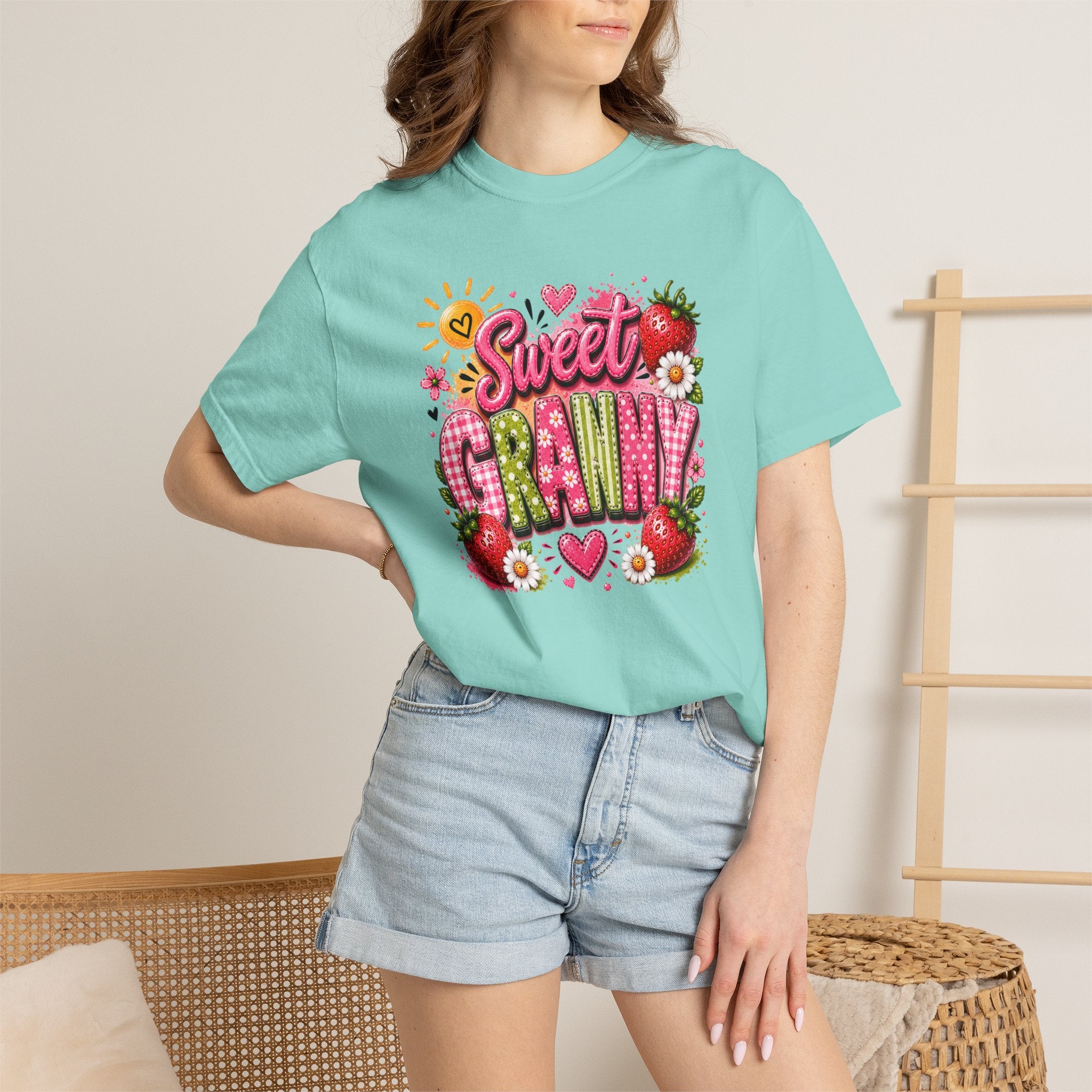Sweet GRANNY Strawberry Tee