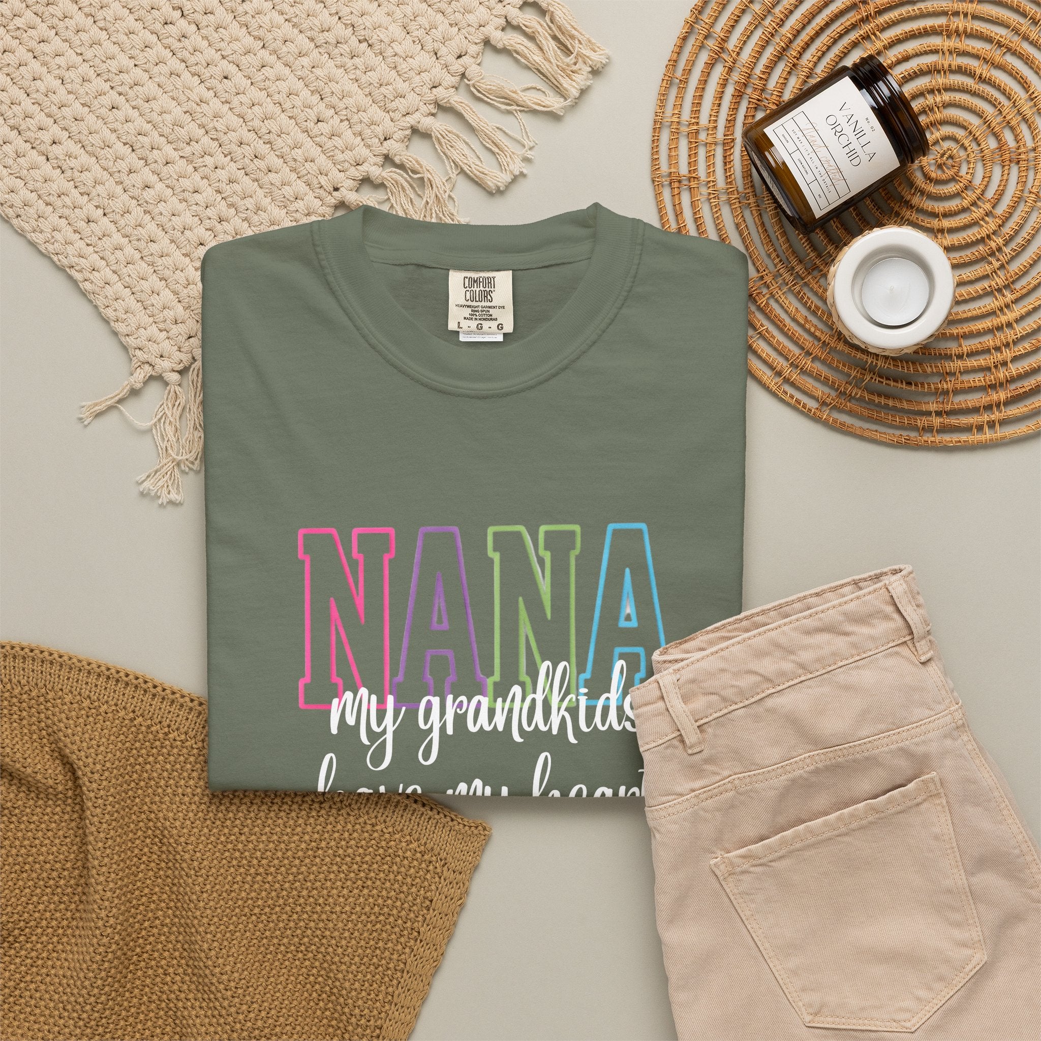 Nana Pastel Rainbow Tee — 'NANA' Floral Outline Grandma T-Shirt