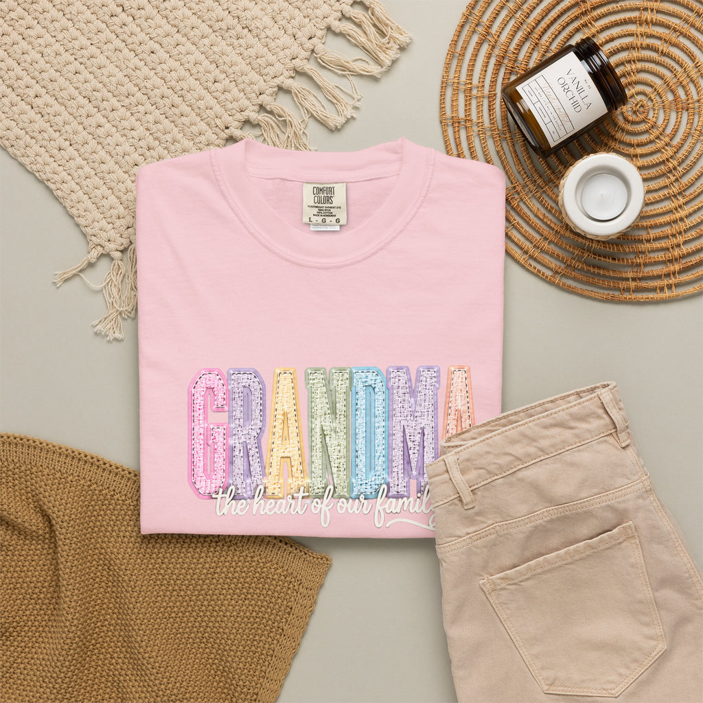 Grandma Floral Graphic T-Shirt — "Grandma, the heart of our family" Gift Tee