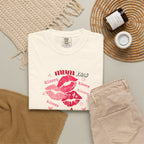 MUM — Mend Everything Kiss Print T-Shirt