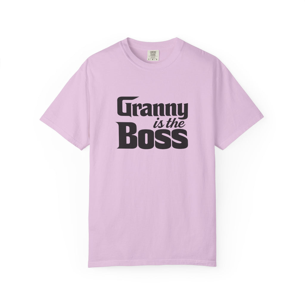 Granny Is the Boss T-Shirt – Funny Grandma Gift, Mother’s Day & Birthday Tee