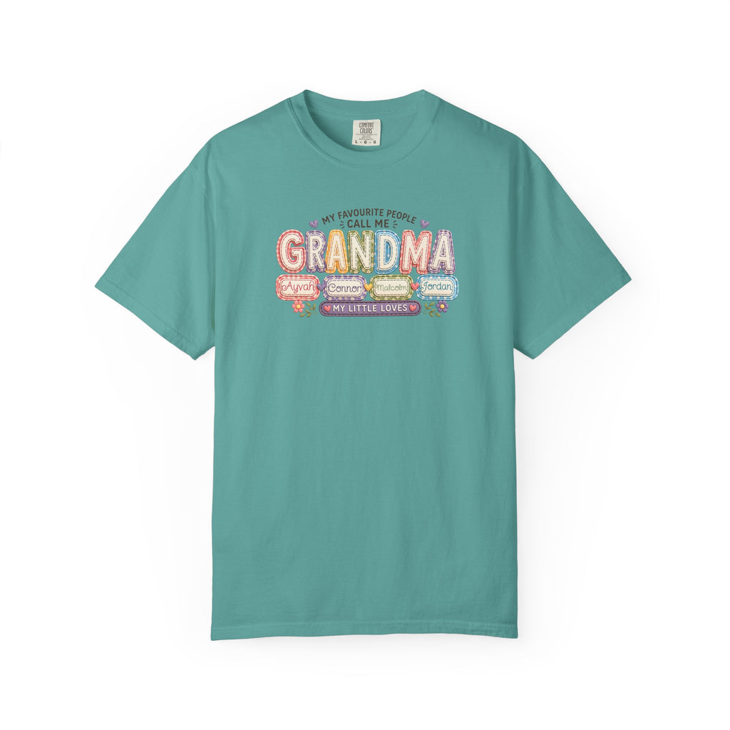 Grandma T-Shirt - My Favorite People Call Me Grandma (Cute Floral Retro Design)
