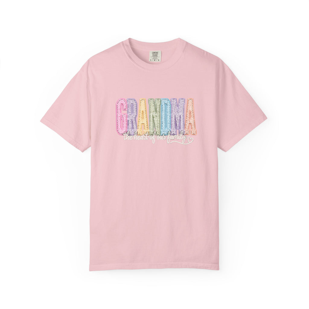 Grandma Floral Graphic T-Shirt — "Grandma, the heart of our family" Gift Tee