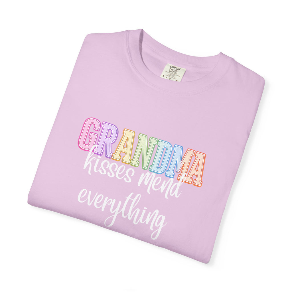 GRANDMA Kisses Mend Everything