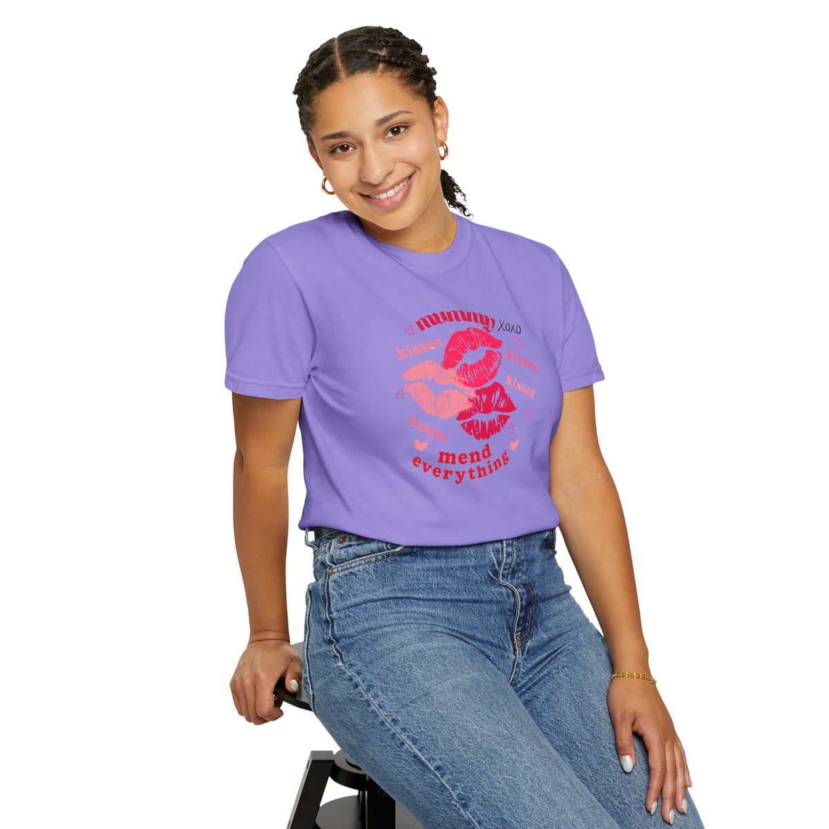 MUMMY — Mend Everything Kiss Print T-Shirt