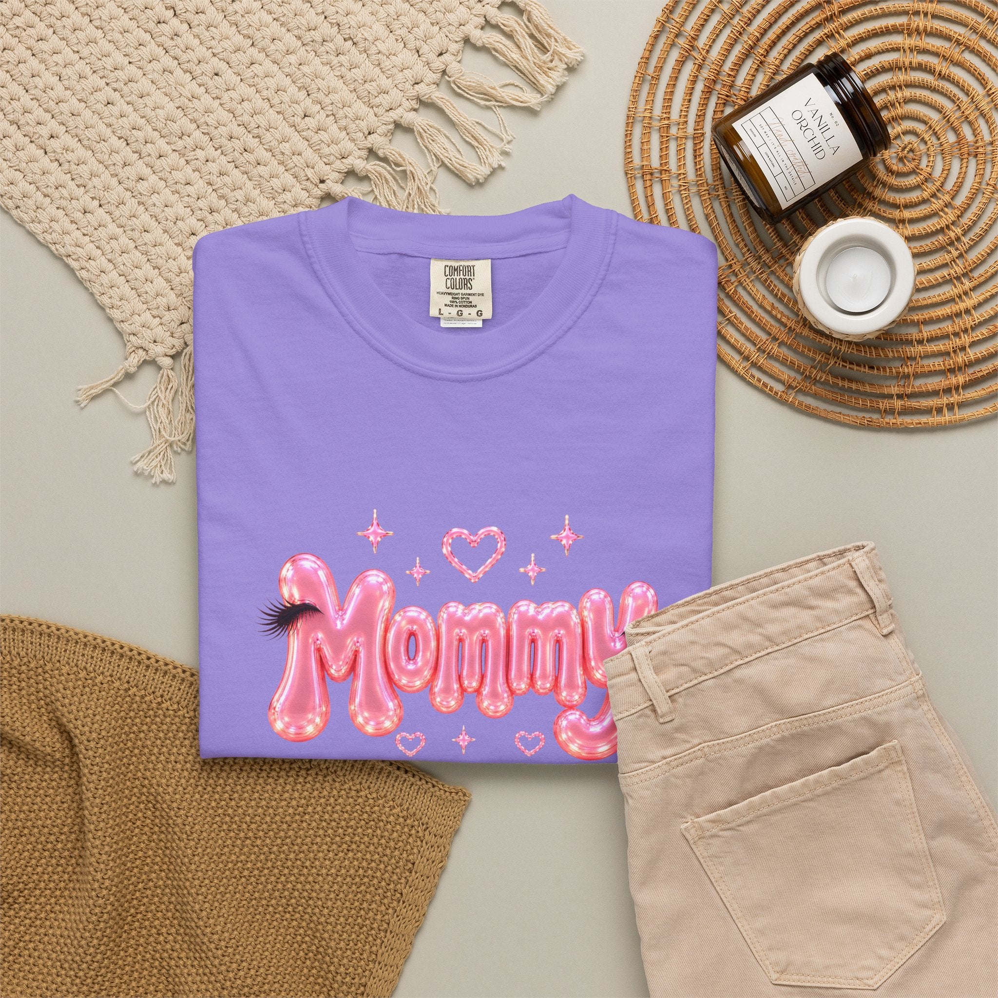 MOMMY Pink Balloon Eyelashes T-Shirt
