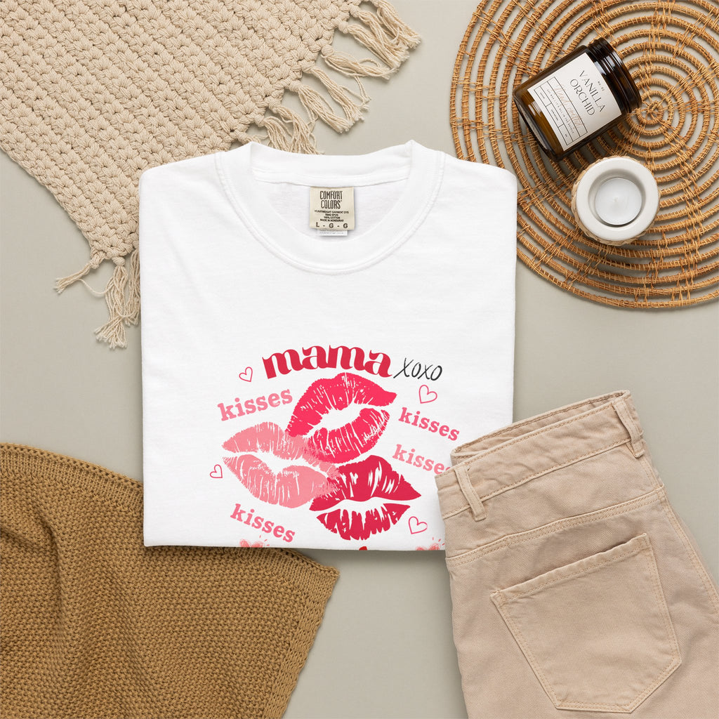 MAMA — Mend Everything Kiss Print T-Shirt