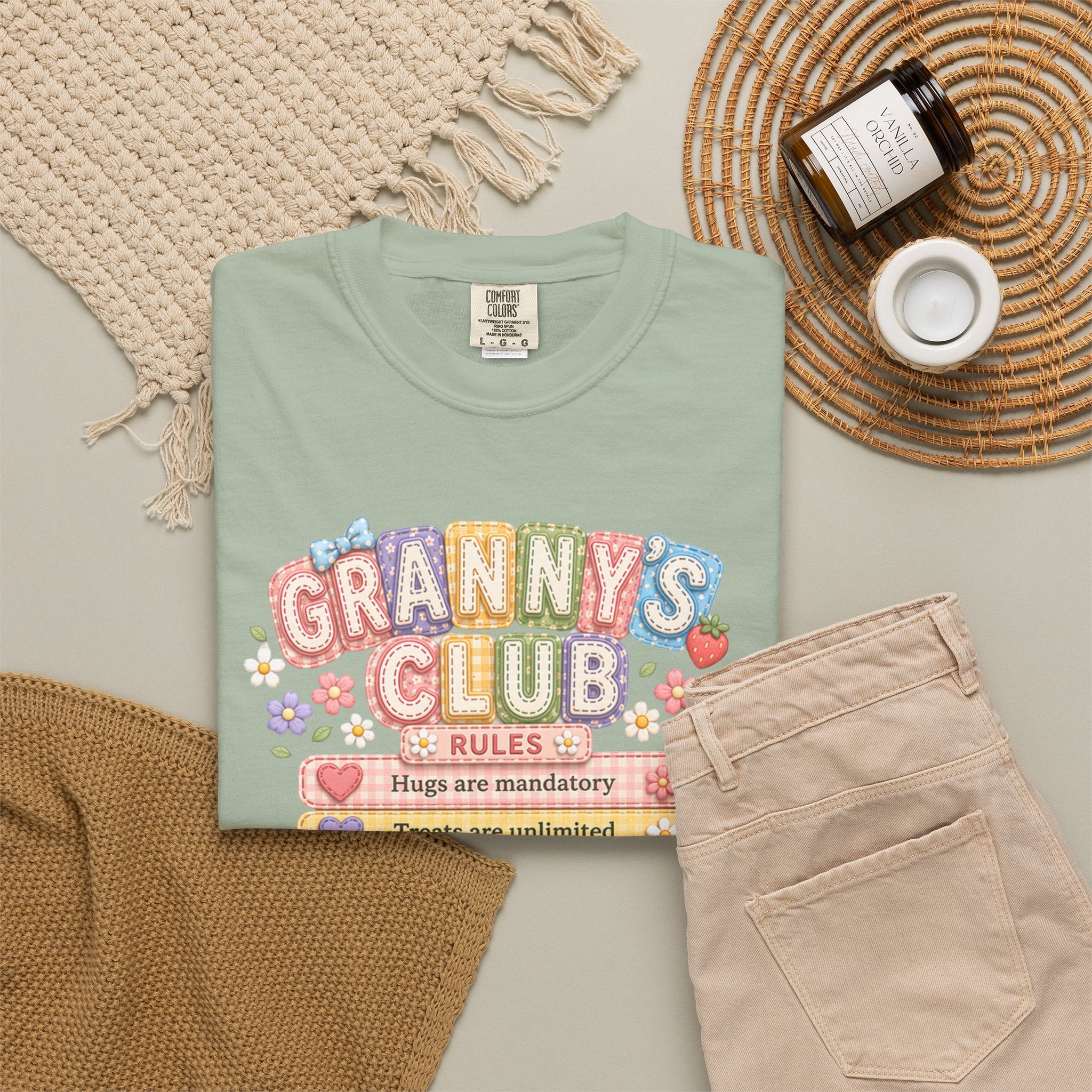 Granny's Club T‑Shirt – Cute Pastel 'Granny's Club' Rules Graphic Tee for Grandmothers
