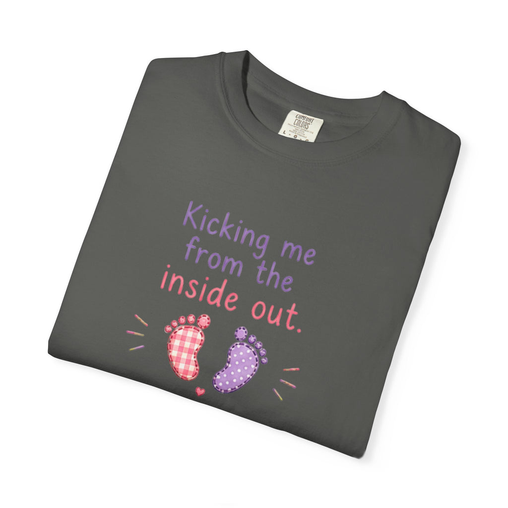Pregnancy T-Shirt "Kicking Me From the Inside Out" — Cute Baby Footprint Maternity Tee