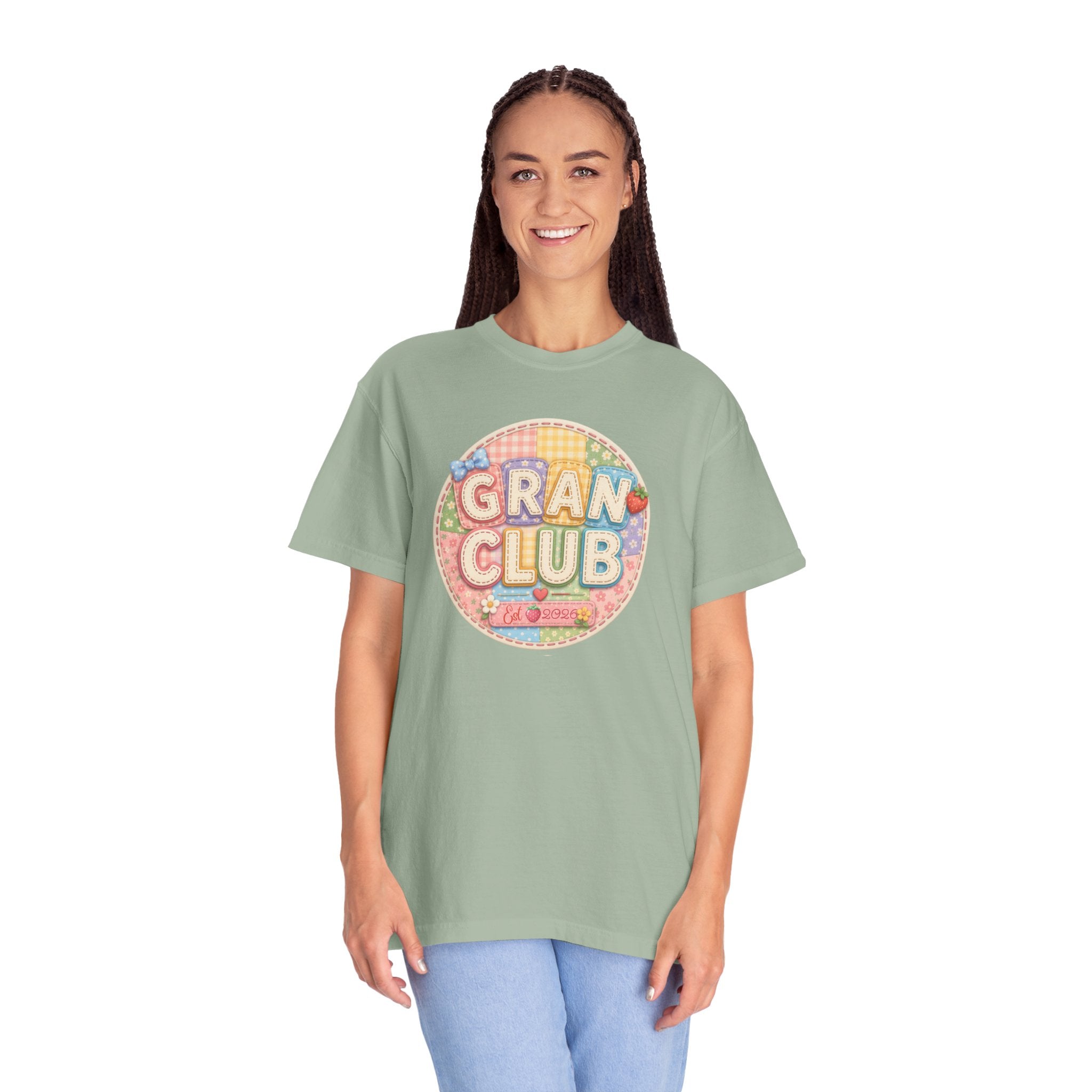 Gran Club Graphic T-Shirt — Retro Pastel Circle Design