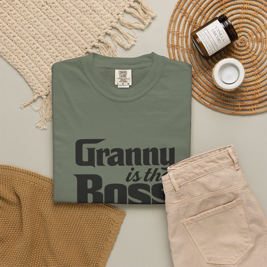 Granny Is the Boss T-Shirt – Funny Grandma Gift, Mother’s Day & Birthday Tee