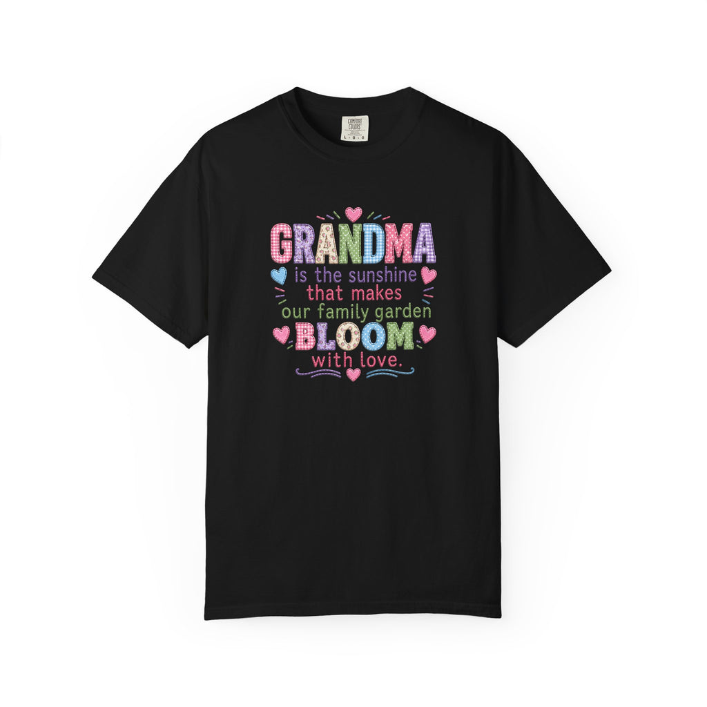 Grandma Is the Sunshine That Makes Our Family Garden Bloom T-Shirt