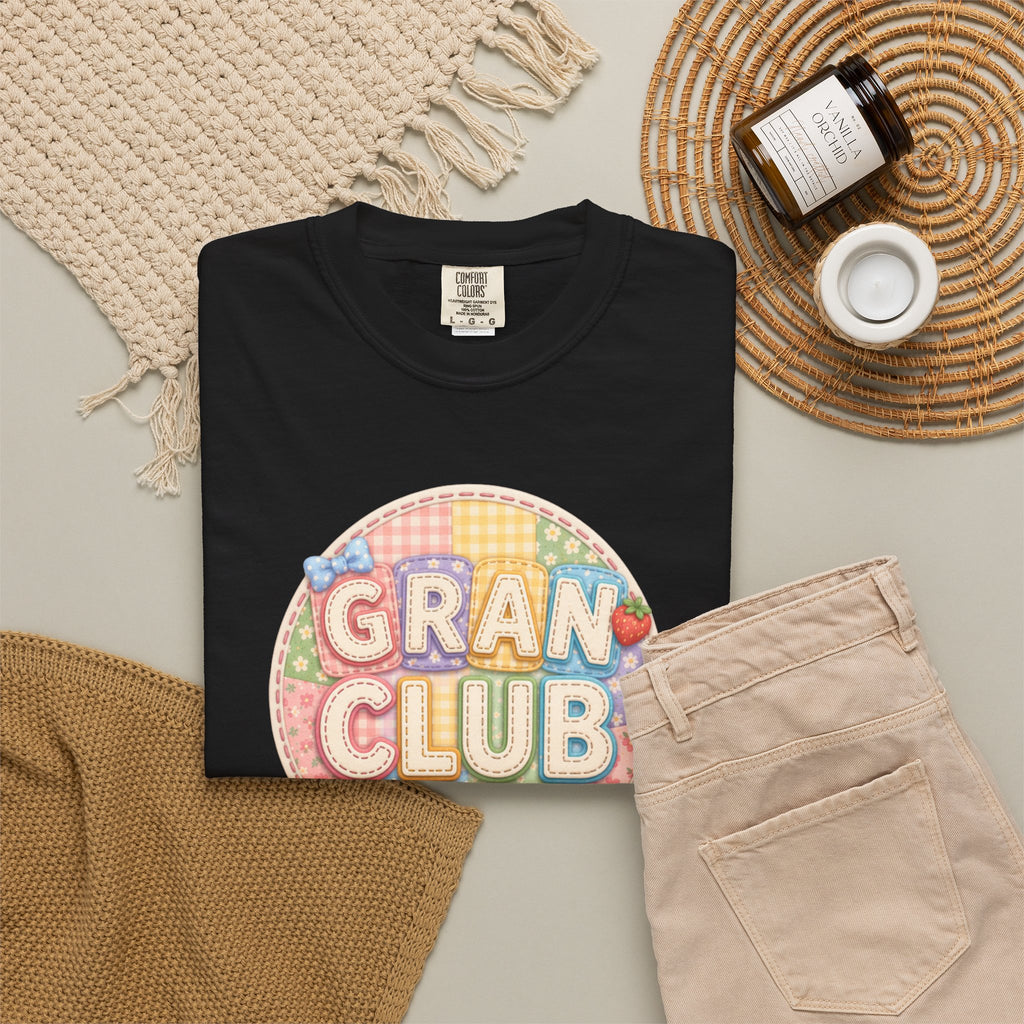 Gran Club Graphic T-Shirt — Retro Pastel Circle Design