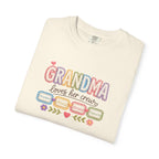 Grandma Loves Her Crew T-Shirt – Cute Pastel Grandma Family Tee