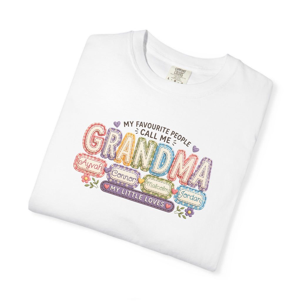 Grandma T-Shirt - My Favorite People Call Me Grandma (Cute Floral Retro Design)