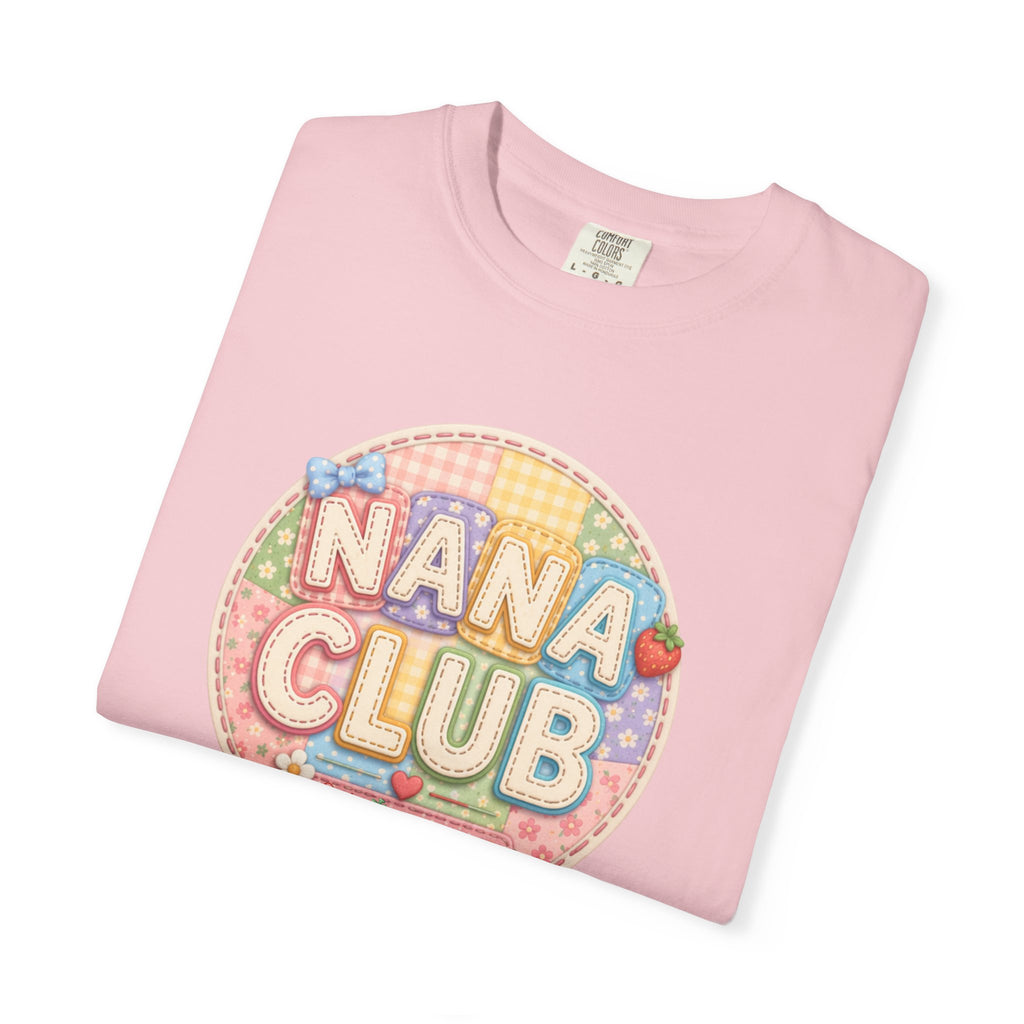 Nana Club T-Shirt — Retro Pastel Grandma Gift Tee