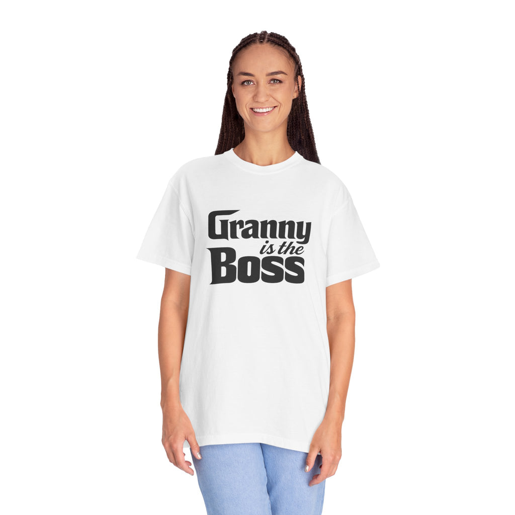 Granny Is the Boss T-Shirt – Funny Grandma Gift, Mother’s Day & Birthday Tee