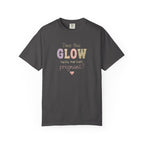 Does This Glow Make Me Look Pregnant? Graphic T-Shirt — Cute Pregnancy Announcement Tee