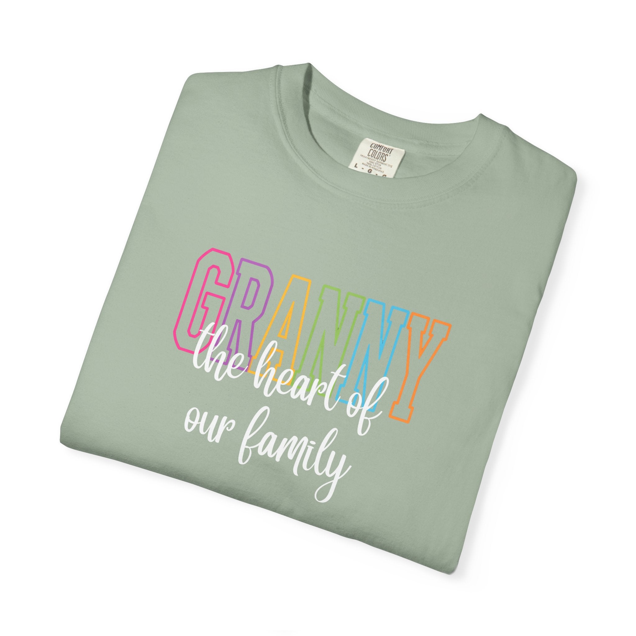 Grandma "the heart of our family" T-Shirt
