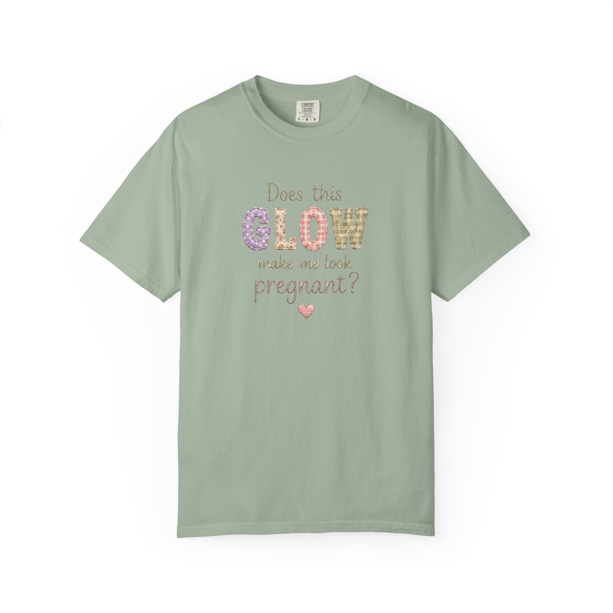 Does This Glow Make Me Look Pregnant? Graphic T-Shirt — Cute Pregnancy Announcement Tee