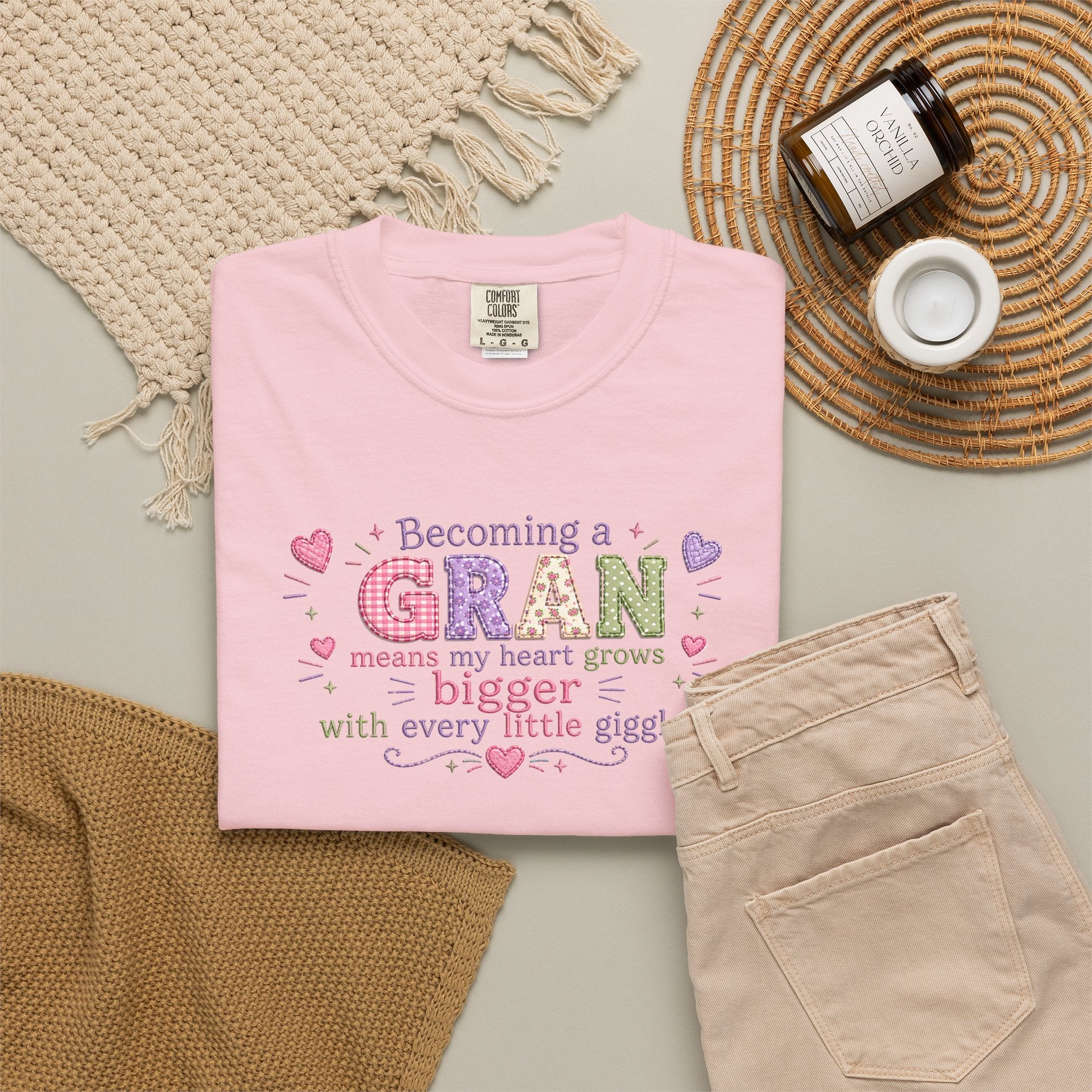Heartfelt Gran T-Shirt - Becoming a Gran Means My Heart Grows Bigger