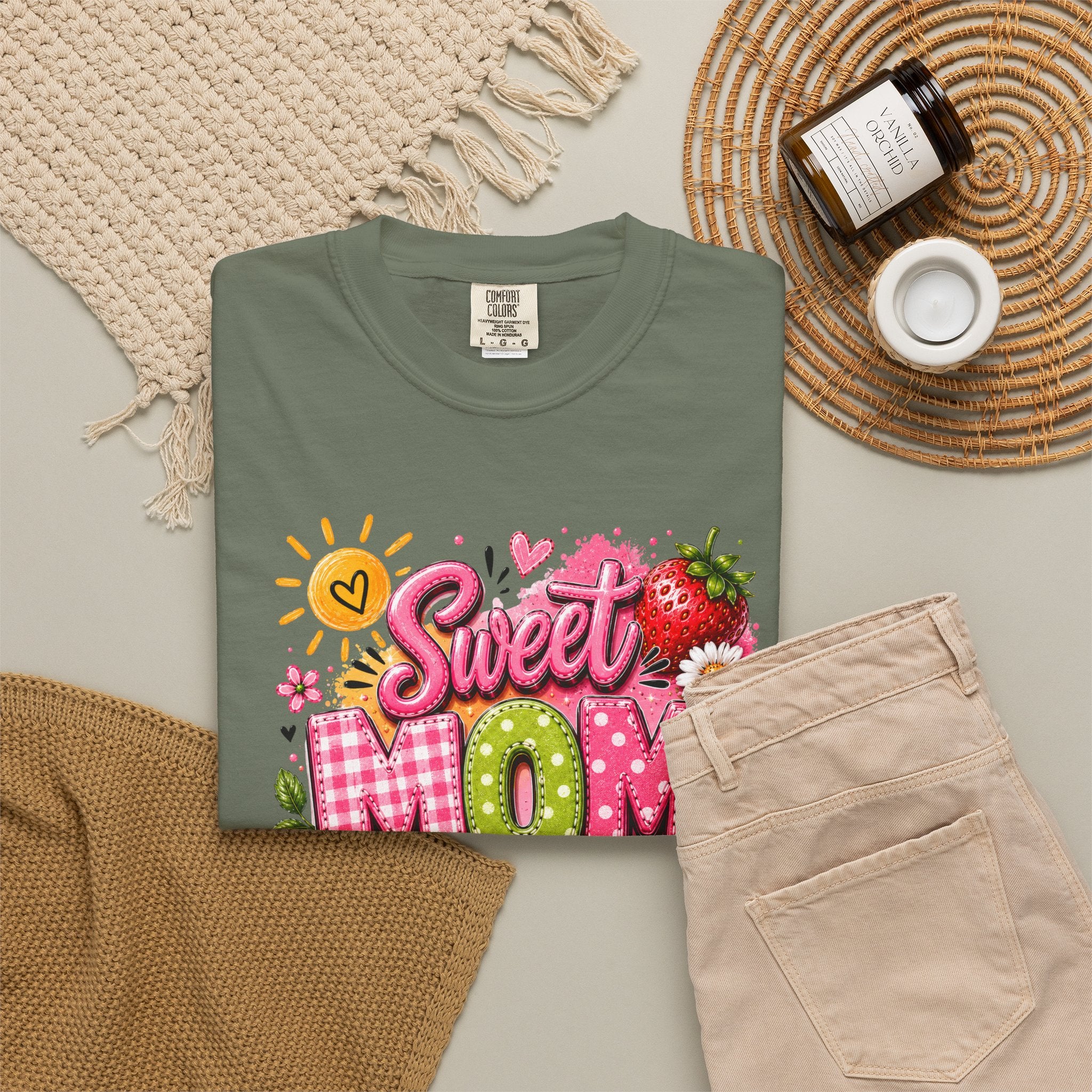 Sweet MOM Strawberry Tee
