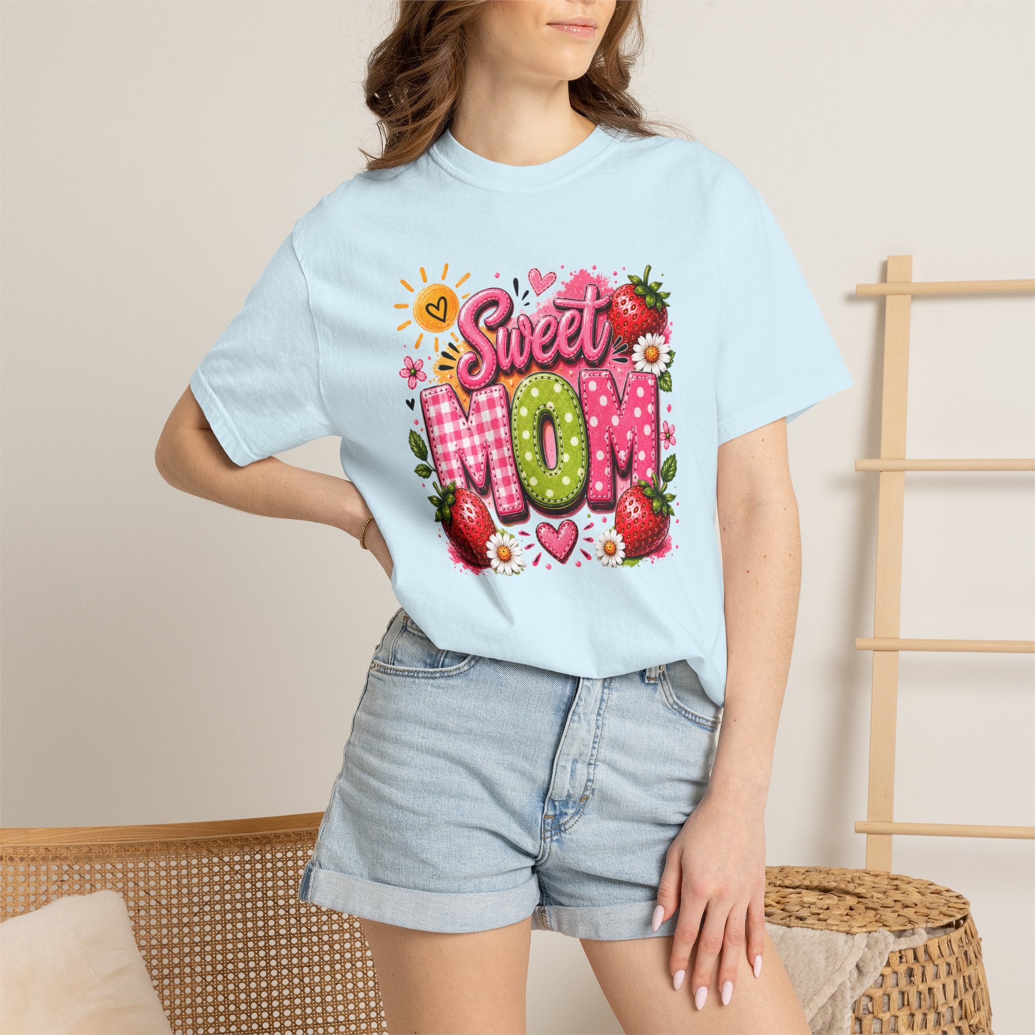 Sweet MOM Strawberry Tee