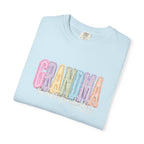Grandma Floral Graphic T-Shirt — "Grandma, the heart of our family" Gift Tee