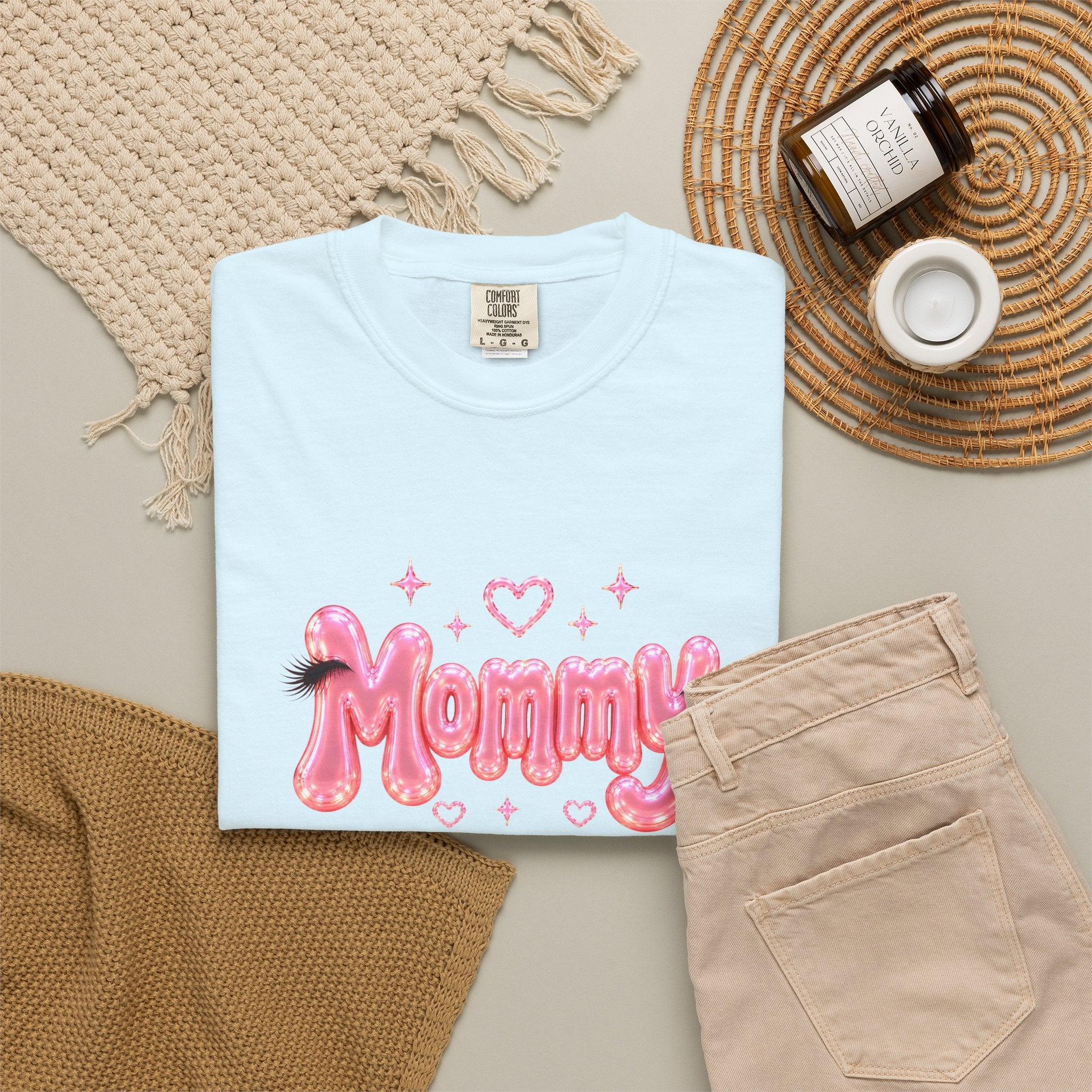 MOMMY Pink Balloon Eyelashes T-Shirt