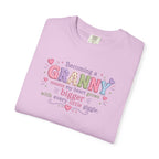 Becoming a Granny T-Shirt – Cute Grandma Shirt with "Becoming a Granny means my heart grows bigger with every little giggle" Design