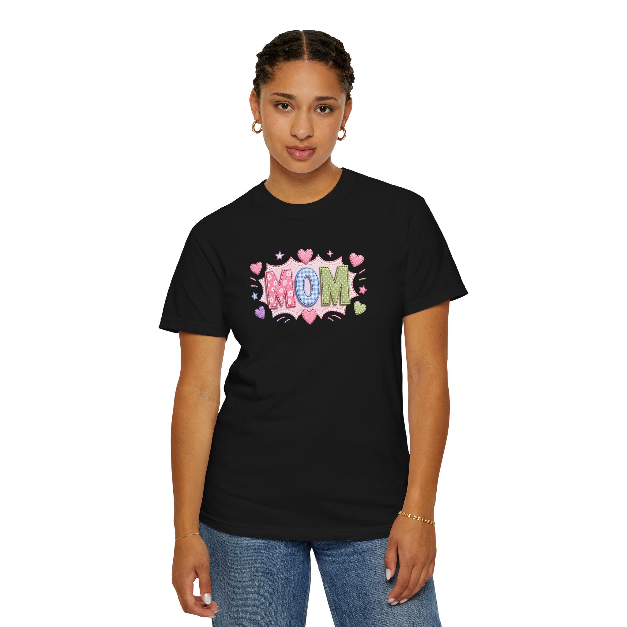 Mom Hearts T‑Shirt — Cute Pastel "MOM" Graphic Tee for Mother's Day & Everyday