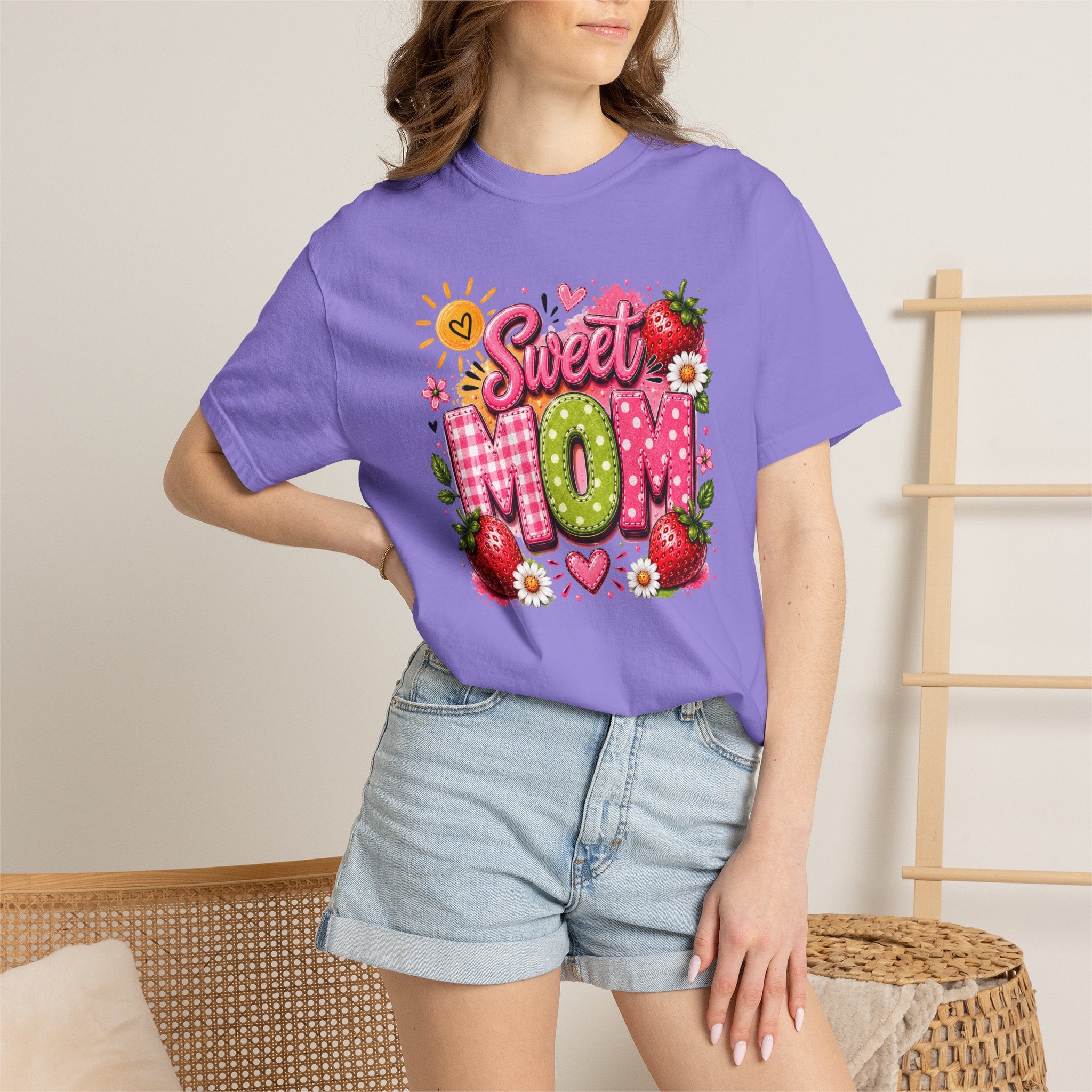 Sweet MOM Strawberry Tee