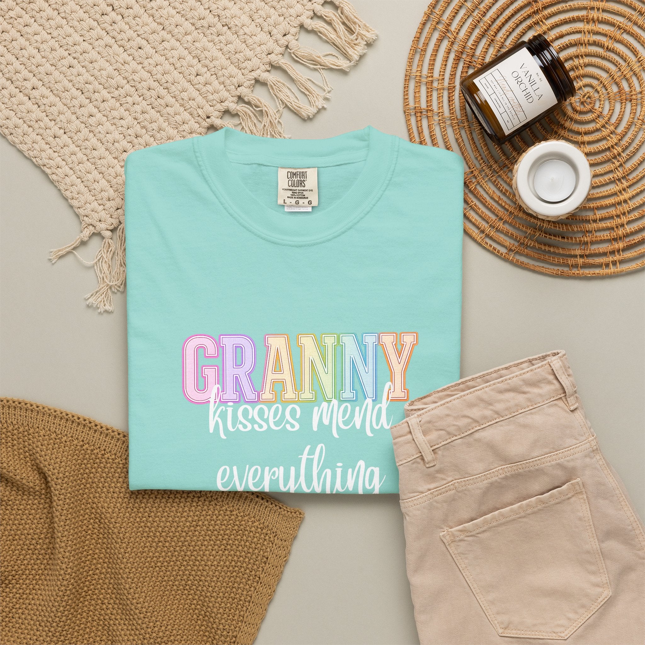 GRANNY Kisses Mend Everything Tee
