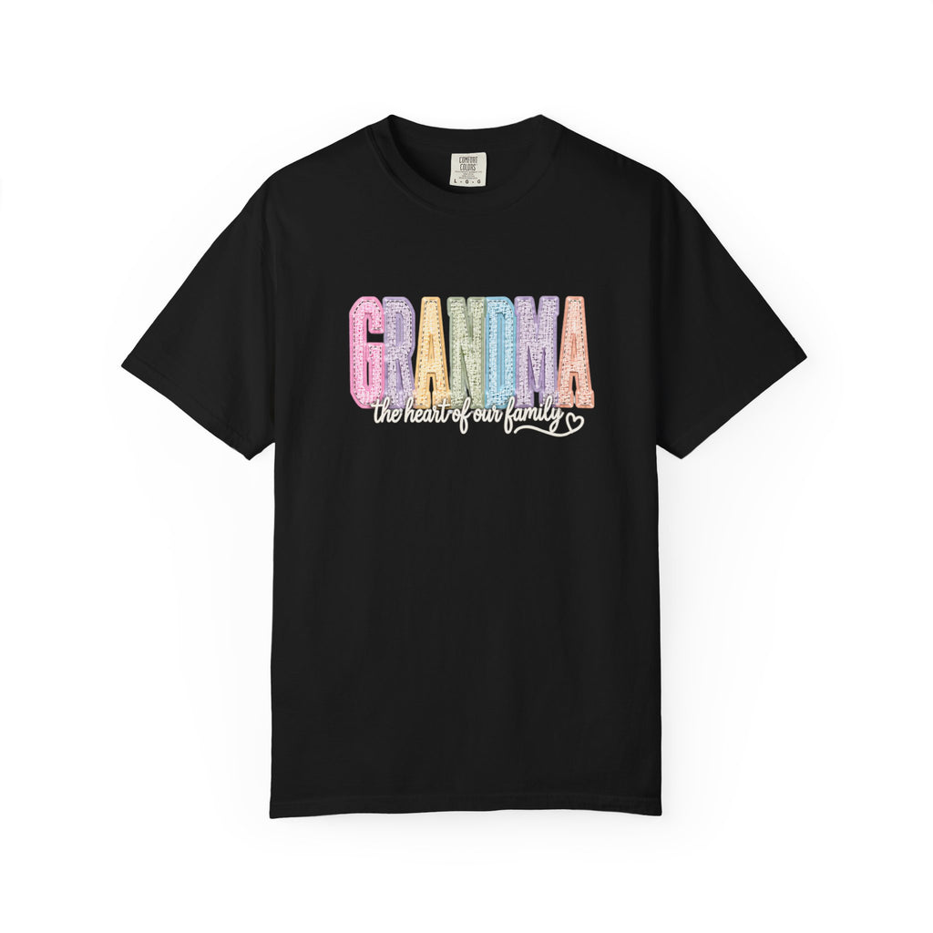 Grandma Floral Graphic T-Shirt — "Grandma, the heart of our family" Gift Tee