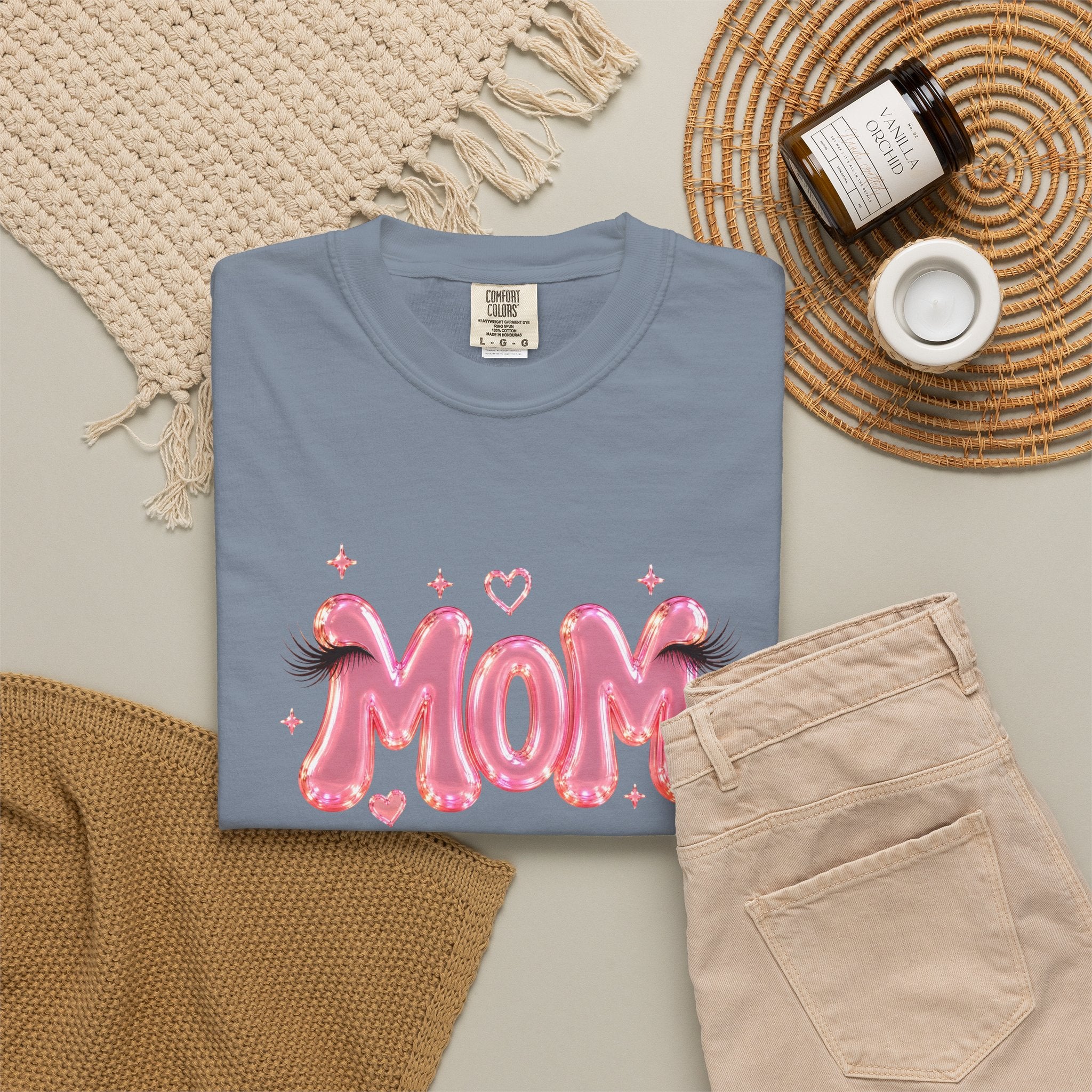 MOM Pink Balloon Eyelashes T-Shirt