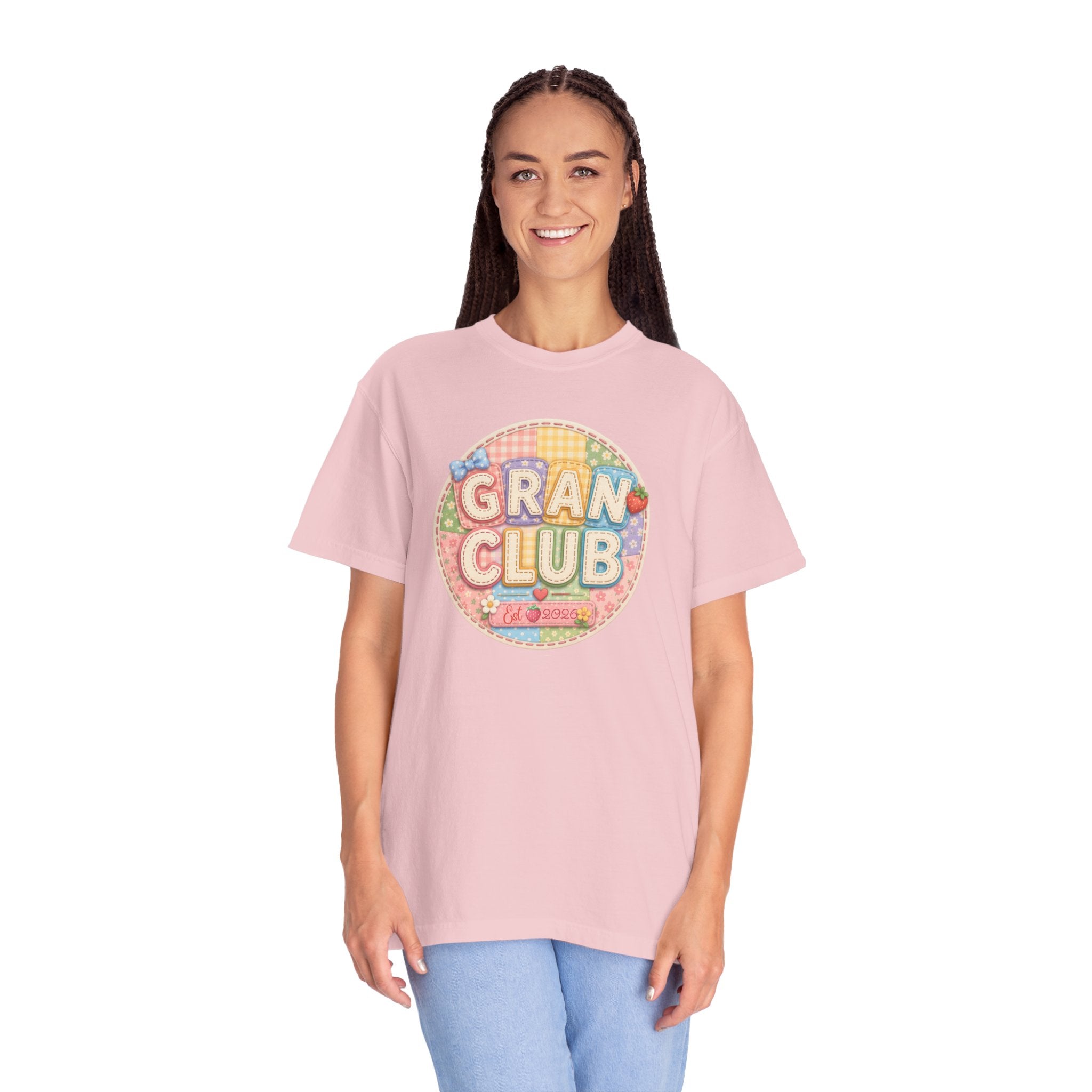 Gran Club Graphic T-Shirt — Retro Pastel Circle Design