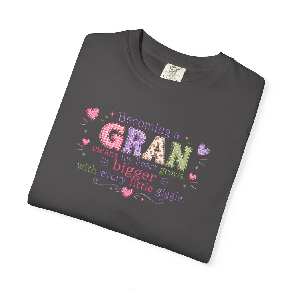 Heartfelt Gran T-Shirt - Becoming a Gran Means My Heart Grows Bigger
