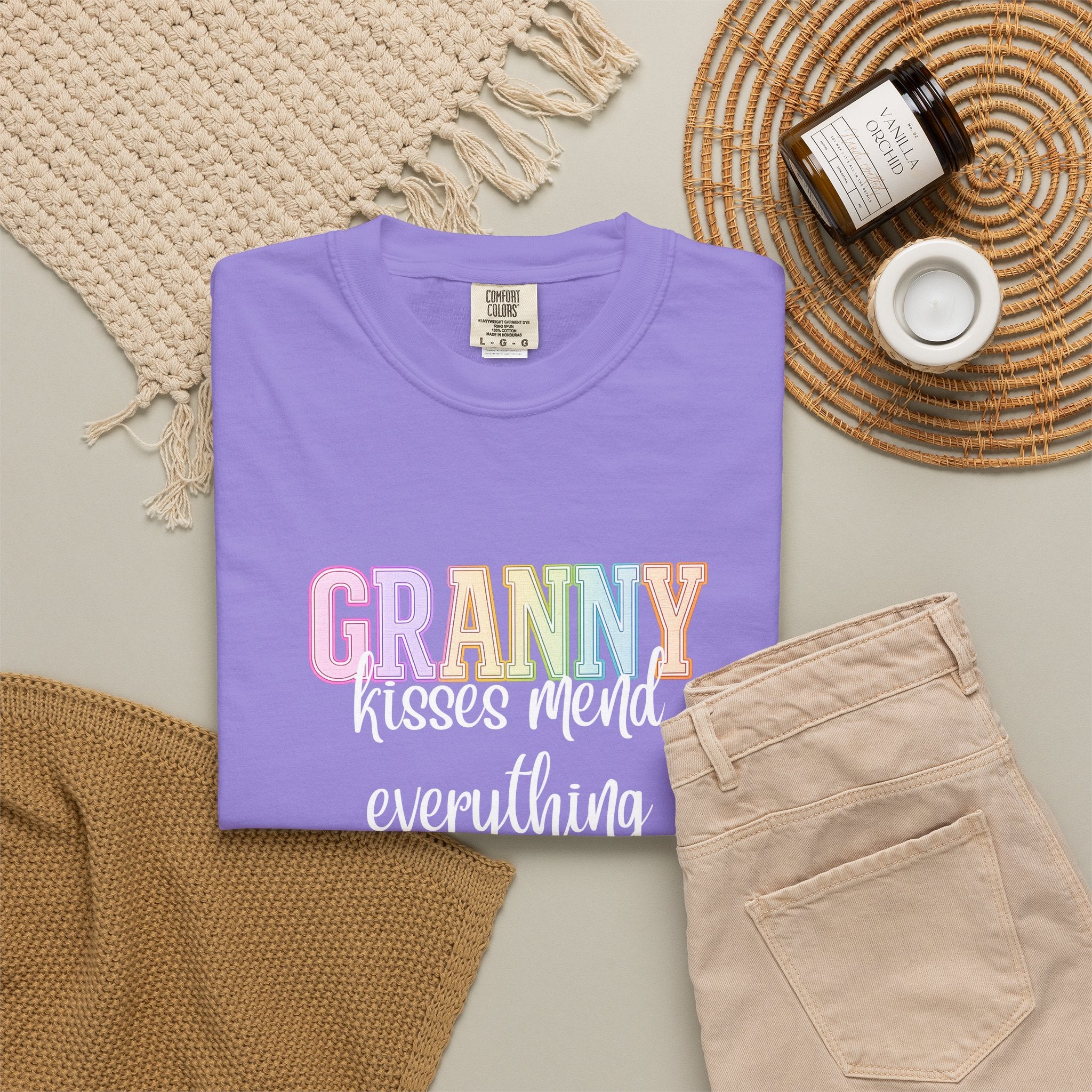 GRANNY Kisses Mend Everything Tee