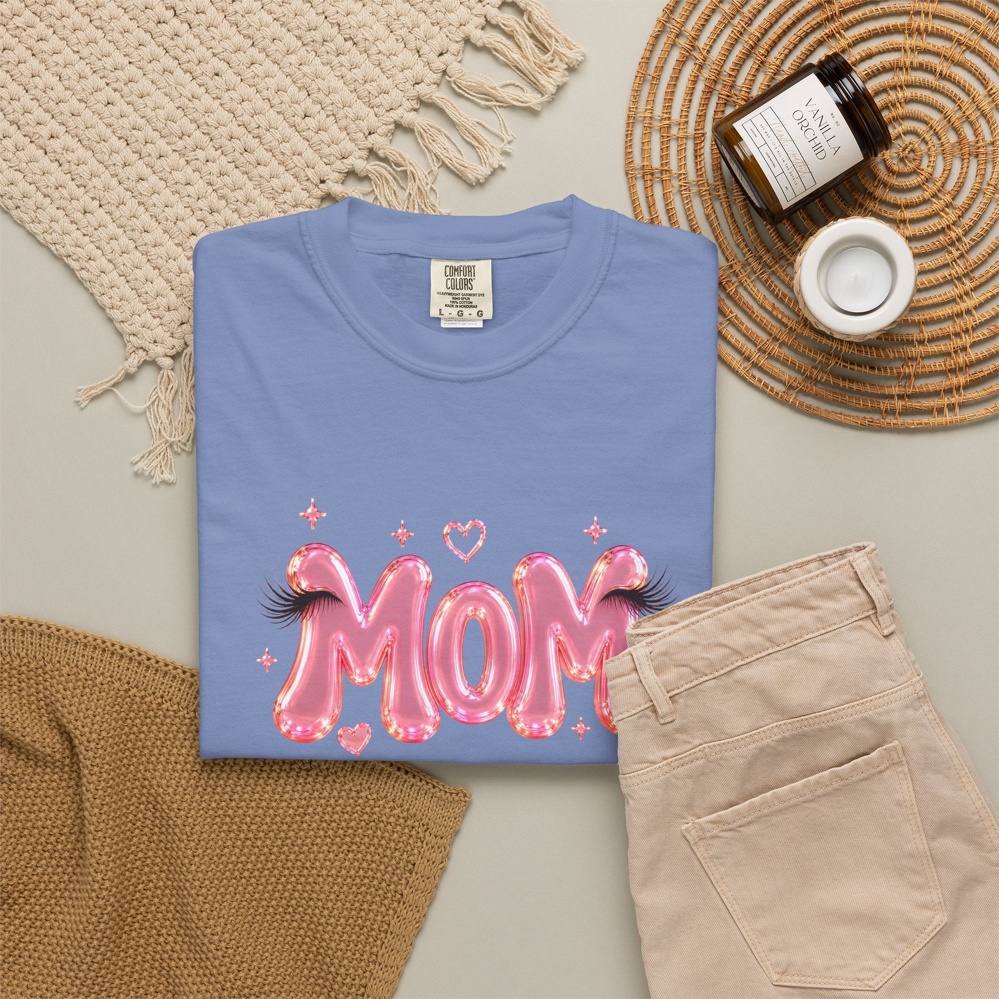 MOM Pink Balloon Eyelashes T-Shirt