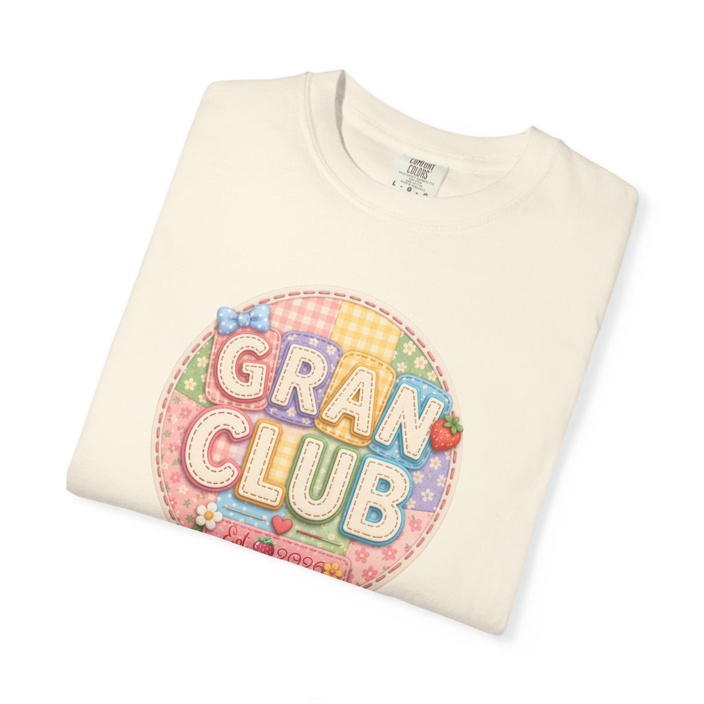 Gran Club Graphic T-Shirt — Retro Pastel Circle Design