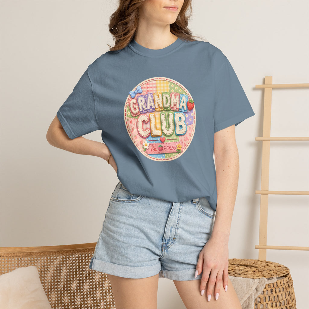 Grandma Club T-Shirt — Cute Retro Floral Badge Tee for Grandmothers