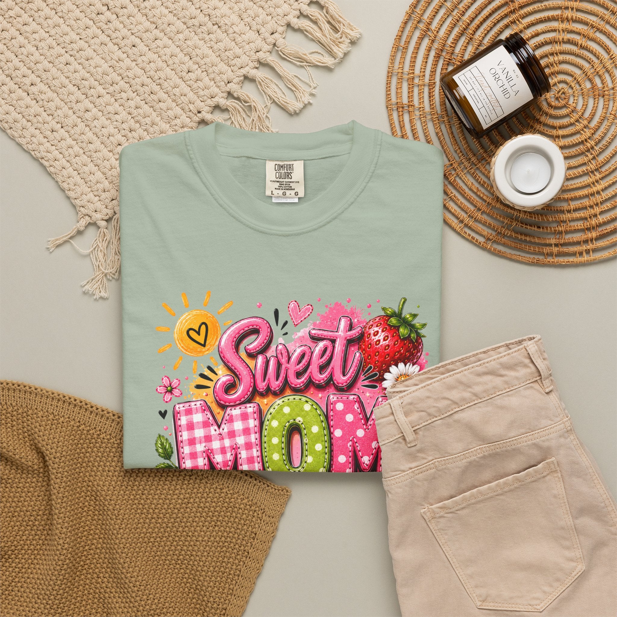 Sweet MOM Strawberry Tee