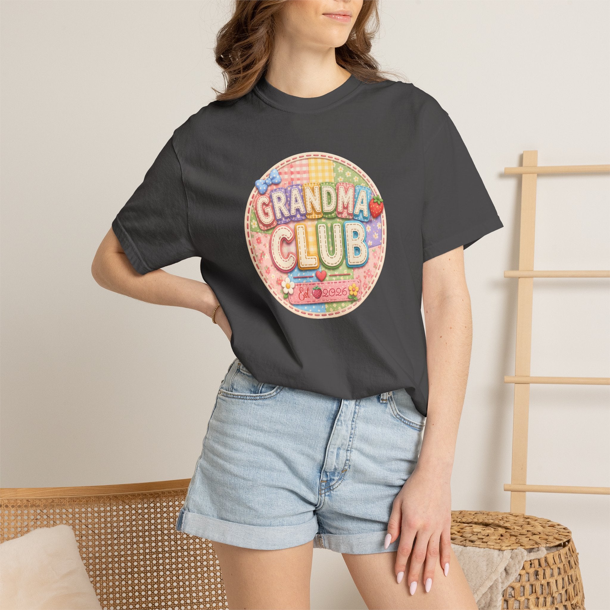Grandma Club T-Shirt — Cute Retro Floral Badge Tee for Grandmothers