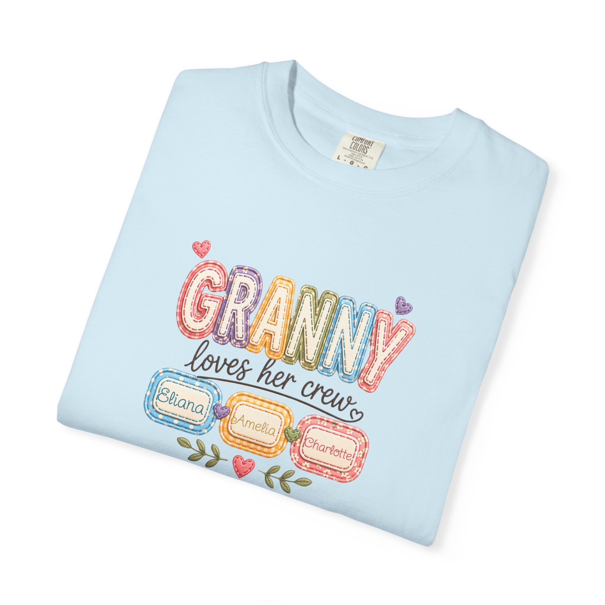 Granny Loves Her Crew T-Shirt – Cute Grandma Family Names Tee