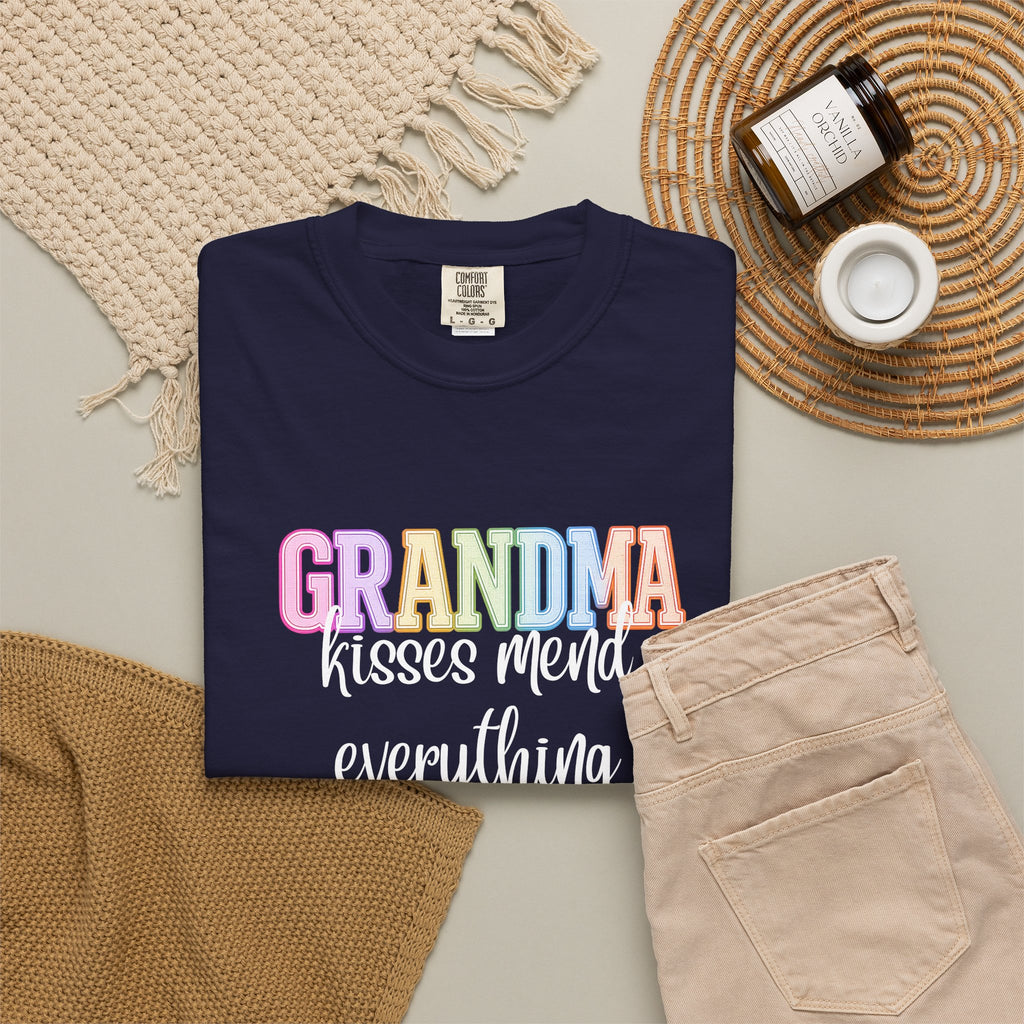 GRANDMA Kisses Mend Everything