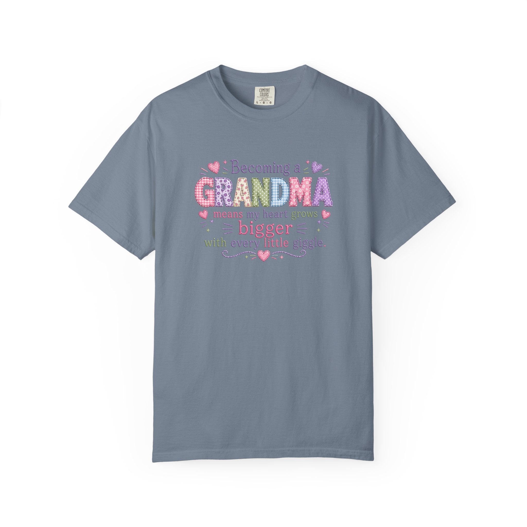 Grandma T-Shirt - "Becoming a Grandma Means My Heart Grows Bigger" - Cute Pastel New Grandma Gift