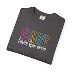 Grandma Loves Her Crew T‑Shirt — Pastel Family Grandma Tee